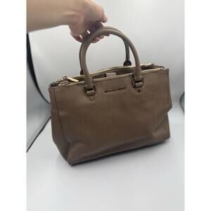 Authentic Michael Kors Savannah Large Satchel Brown Saffiano Leather Tote Bag